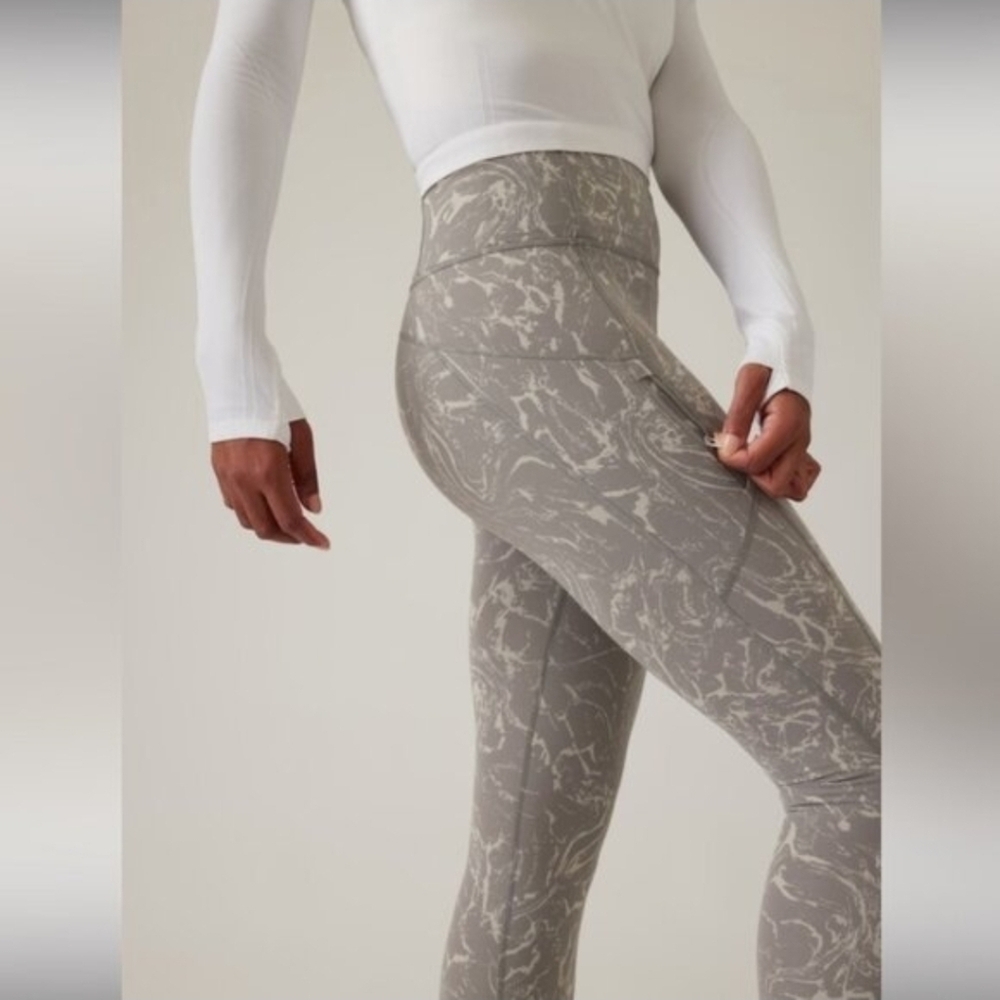 Athleta Rainier Leggings MEDIUM TALL